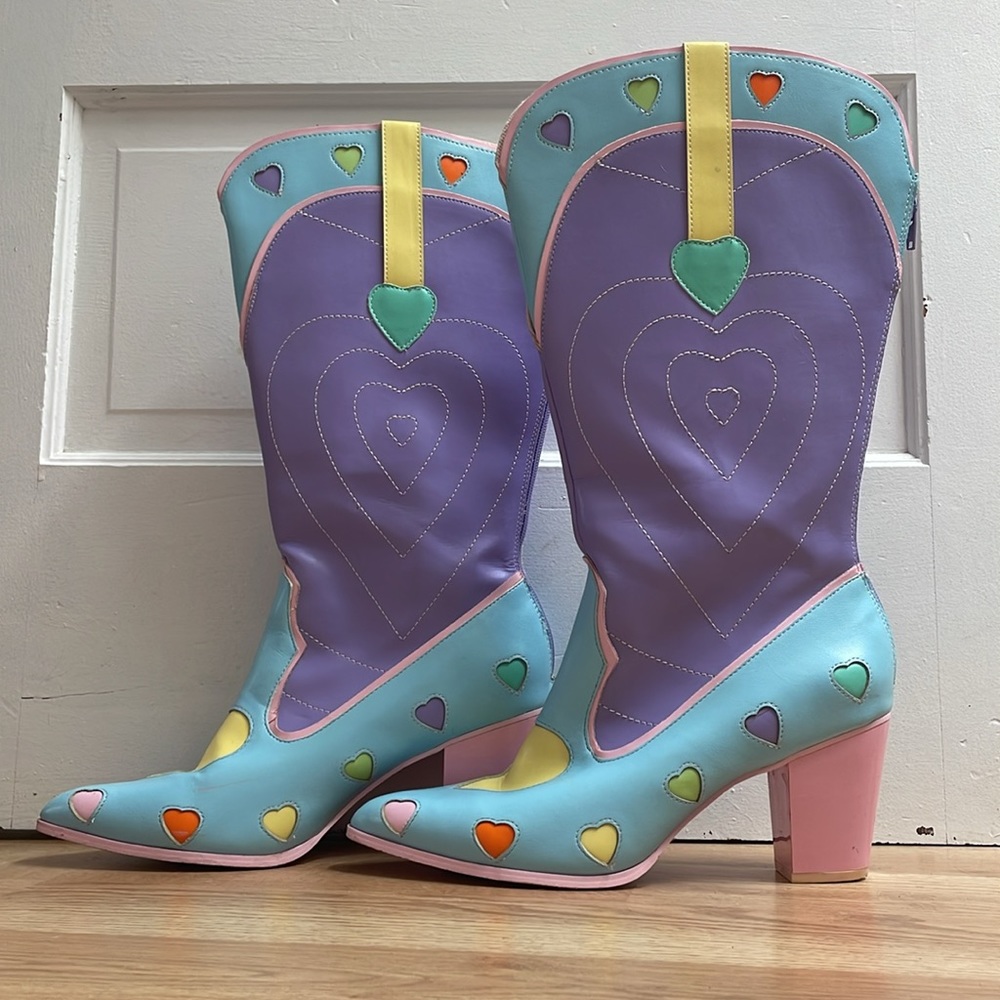 Dolls Kill Pastel Heart Space Cowboy Boots